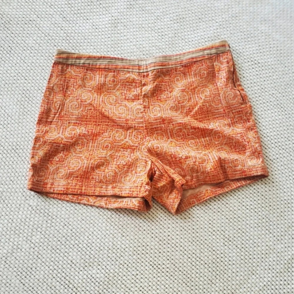 FREE PEOPLE ORANGE/CREAM MAYAN‎ LINEN SHORTS..SZ 4